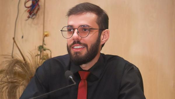 Vereador Junin Solicita a construção de Quebra-molas nos arredores da pista de caminhada do lago. 