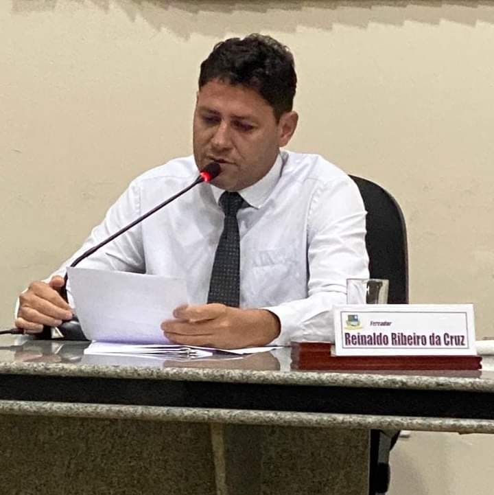 O vereador Reinaldo do Valdirm protocola ofício solicitando reparos na estrada do Novo Horizonte